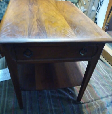 Mid Century Walnut Mersman End Table / Side Table  (ET187) - Image 1 of 4