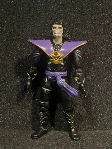 Grimskull Action Figure - Skeleton Warriors Collectible Toy Cover