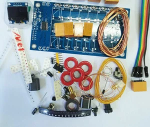 0,96 cala OLED ATU100 Automatyczny tuner antenowy Zrób to sam Zestawy 1,8-50 MHz 100W - Zdjęcie 1 z 6