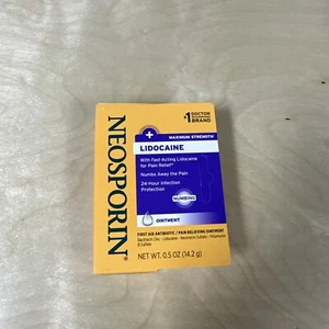 Neosporin Maximum Strength Ointment, 0.5 oz (14.2 g) Expiration 12/2025 - Picture 1 of 4