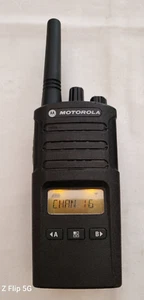 MOTOROLA XT460 PMR 446 Handheld Radio Walkie Talkie - No Charger or Belt Clip - Picture 1 of 7