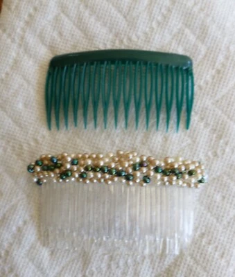 Lote de 2 peines para el cabello accesorios vintage, perlas crema esmeralda 4 y 3,5" X 2 y 1,7 Foto 1 de 2