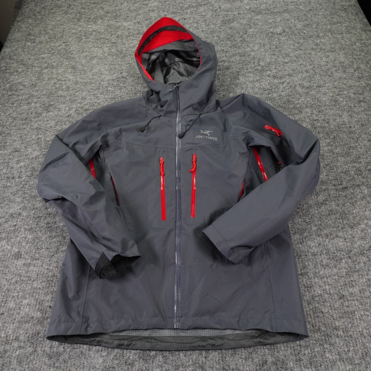 Arcteryx Gore Tex Jacket In Men's Coats & Jackets for sale