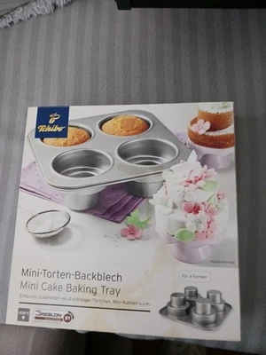 Tchibo Mini-Torten-Backblech für 2 stöckige Minitorten / Kuchenform 4 Formen  - Bild 1 von 4