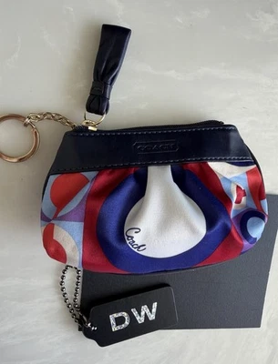 COACH OP ART ШАРФ ПРИНТ АТЛАСНЫЙ МАЛЕНЬКИЙ БРЕЛОК МЕШОЧЕК КОШЕЛЕК ДЛЯ МОНЕТ - Изображение 1 из 4