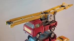 Jeep FC 150 Conveyer - Corgi Toys - Red - Picture 1 of 16