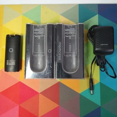 Memorex Dual Controller Charging Kit Made For Wii With 1 Battery & Plug - BLACK! - Image 1 of 4