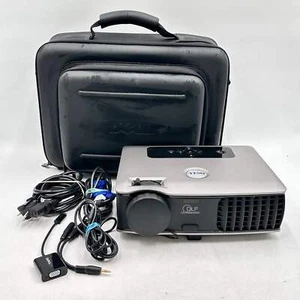 Dell 2400MP DLP Projector 3,000 Lumens HDTV XGA W/ Cables & Case - Picture 1 of 16