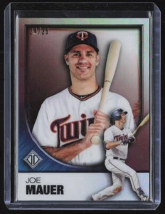 2023 TOPPS TRANSCENDENT CHROME JOE MAUER /25 #32 - Picture 1 of 2