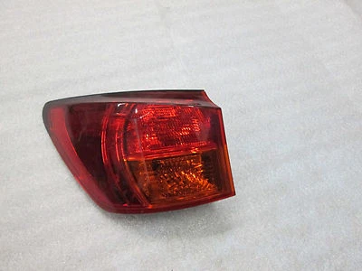 LUZ TRASERA LEXUS IS250 IS350 SEDÁN OEM DE FÁBRICA 06 2007 2008 Foto 1 de 3