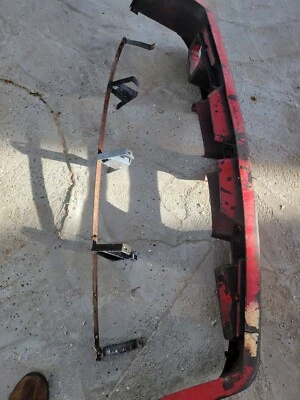 Parachoques delantero inferior BMW E30 VALENCE COW CATCHER 325 325E 318I 325ES (USADO) Foto 1 de 4