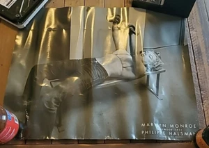 Marilyn Monroe  POSTER Print PUMPING IRON Weightlifting Hollywood  22x28 - Picture 1 of 5