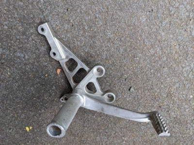 Juego trasero derecho Suzuki SV650 2003-2009 Woodcraft CF Motorsports 05-0224 03-09 Foto 1 de 4