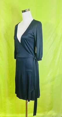 DIANE VON FURSTENBERG Andrina Size 8 Navy Blue Iconic Wrap 3/4 Sleeve Dress DVF - Image 1 of 4