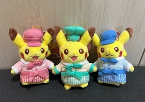 Pokemon Cafe / Plush Keychain Set of 3 (Pikachu femal, male,Pâtissière) - Picture 1 of 4