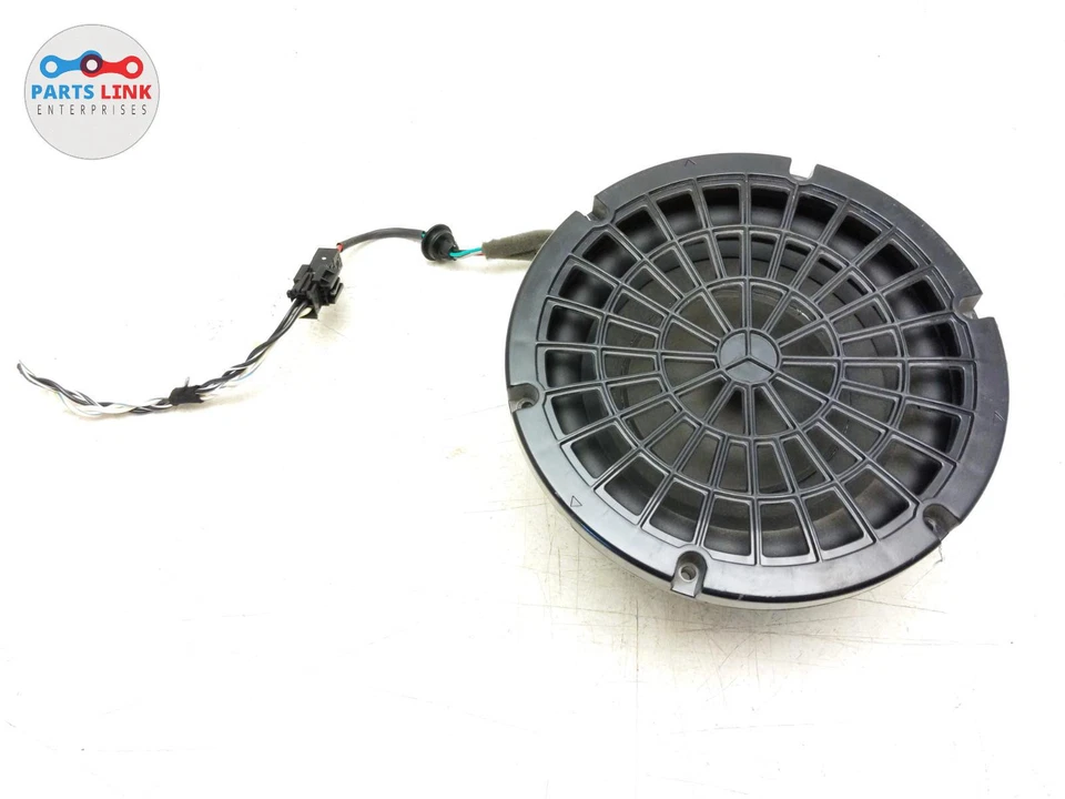 Mercedes GLE63 AMG S 2016-2019 subwoofer trasero altavoz sonido premium W166 Foto 1 de 4