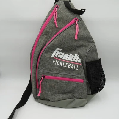 Mochila Franklin Pickleball Sling Gris Rosa Valla Gancho Botella de Agua Bolsillo Foto 1 de 4