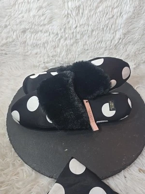 Victoria's Secret Black and White Polka Dot Slippers Faux fur Slip on Medium 7-8 - Image 1 of 4