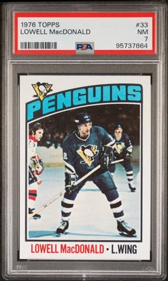 1976 Topps Lowell MacDonald #33 PSA 7 Near Mint Pittsburgh Penguins  - Image 1 of 2