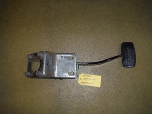 Brake Pedal 02,03,04,05 Mercury Mountaineer 4.0 Automatic - Picture 1 of 2