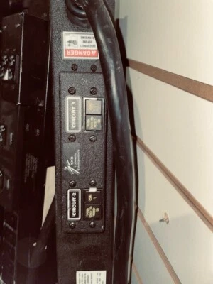 Geist PDU RCMW240-103IJ4TL6-O 24 OUTLETS 208V 30AMP - Image 1 of 4