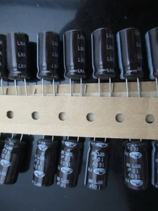 20pcs SAMWHA FR 160v 10uf 10x20mm electrolytic Capacitor 105°C - Picture 1 of 3