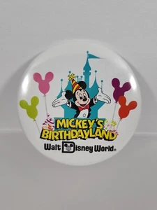 Vintage Mickey's Birthdayland Walt Disney World Pinback Knopf 3" T002 - Bild 1 von 2