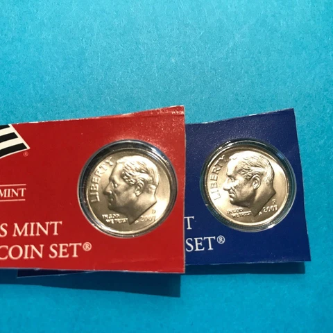 2007 P&D  Roosevelt Dimes Satin Finish  Mint Cello Unc Cover