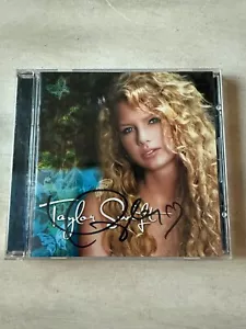 Taylor Swift autographed signed debut CD - Picture 1 of 3