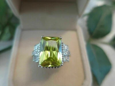 4 CT Emerald lab created Peridot Women's Ring In White Finish - Image 1 of 4