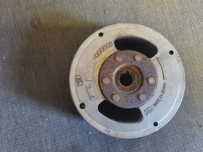 Suzuki MT50 1973 volante/rotor PT# 32102-22010 Foto 1 de 2