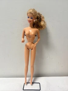 Puppe/sprechende Barbie/1966/funktioniert/Taille drehen/Beine klicken - Bild 1 von 12
