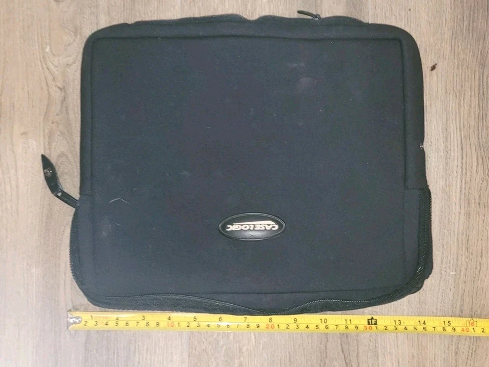 Portátil Case Logic 14", Mac Book, funda Chrombobook Foto 1 de 1