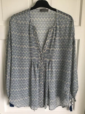 **MINT VELVET” Ivory/Blue Print Pleat Detail Chiffon Blouse Size 14 VGC - Image 1 of 4