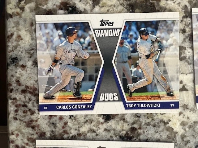 Tarjeta insertada Dynamic Duos serie 1 Topps 2011 Foto 1 de 1