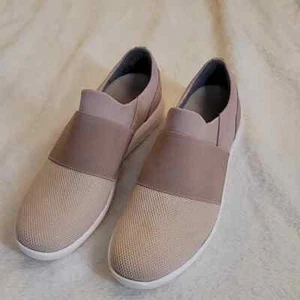 Zapatilla deportiva sin cordones Clarks Collection Kayleigh Band - rosa polvoriento (9,5) 731524 - - Imagen 1 de 7