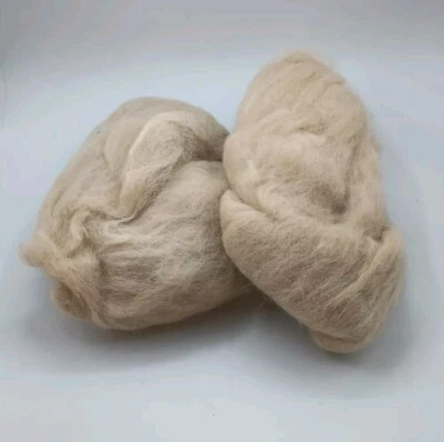 100% Haucaya Alpaca Carded Batt Roving 3oz - Light Fawn Natural Spinning - Image 1 of 4