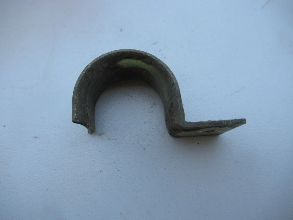 Porsche 911 A / C Kondensator Schlauchleitung Klemme - Image 1 of 1