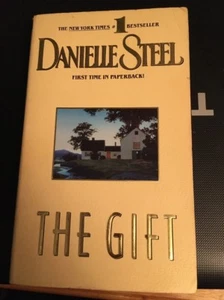 The Gift by Danielle Steel (1996, Paperback) - Picture 1 of 1