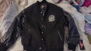 Men's Jacket, Size XL - 4 Bears Casino & Lodge brand new - Picture 1 of 8