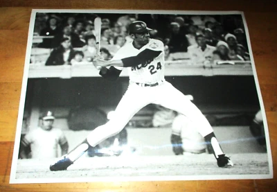 1973 Willie Mays 7" x 9" United Press International Photo - Last at Bat in MLB - Image 1 of 2