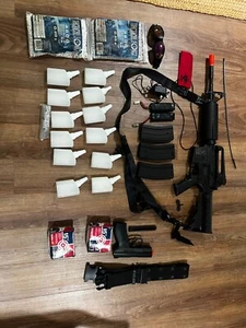 Airsoft Gun Starter Kit - Colt M4A1 Carbine & Red Jacket C02 Pistol + Accesories - Picture 1 of 6