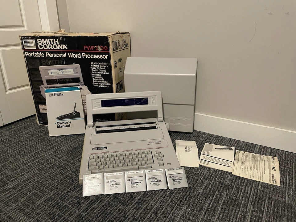 WORKING Vintage Smith Corona PWP 2100 Personal Word Processor w/ manuals & box! - Image 1 of 4