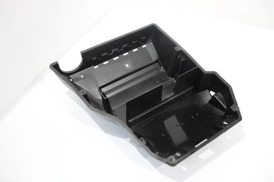 Audi A8 4D D2 PF Main Relay Fuse Power Distribution Box Housing Chamber - Image 1 of 4