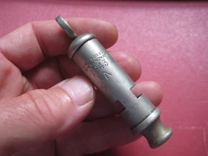 Original military WHISTLE with date 19413 maker J. Hudson BIRMINGHAM. - Picture 1 of 5