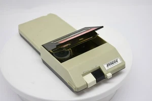 AVX By AudioVox CA-1 Adattatore Cassetta Convertitore 8 Tracce Adattatore Cassetta - Foto 1 di 11