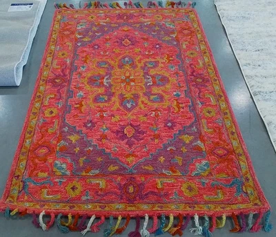 Alfombra Rosca Rota ROSA/VIOLETA 4'-0" x 6'-0" Precio Reducido 1172789356 APN226A-4 Foto 1 de 4