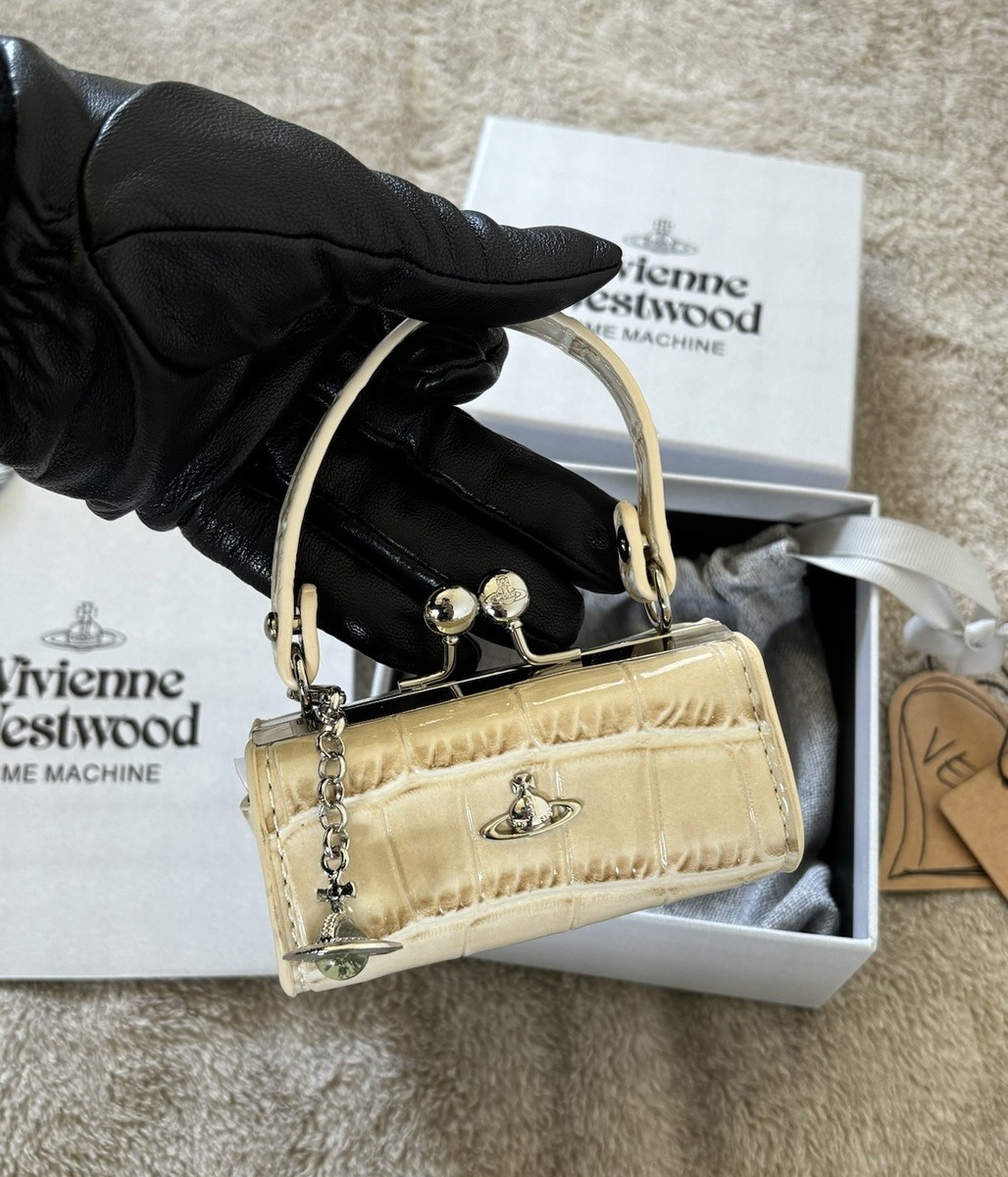 Vivienne Westwood Leather Clutch Bags for Women for sale | eBay Vivienne Westwood Leather Clutch Bags for Women for sale | eBay