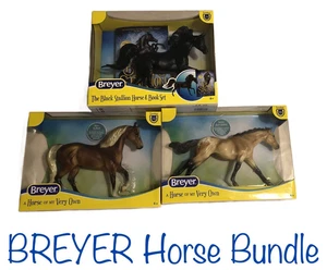 Pacchetto cavalli modello Breyer nuovi con scatola lotto 3 pezzi NUOVI in scatola REGALO all'ingrosso prezzo al dettaglio consigliato $70 - Foto 1 di 4