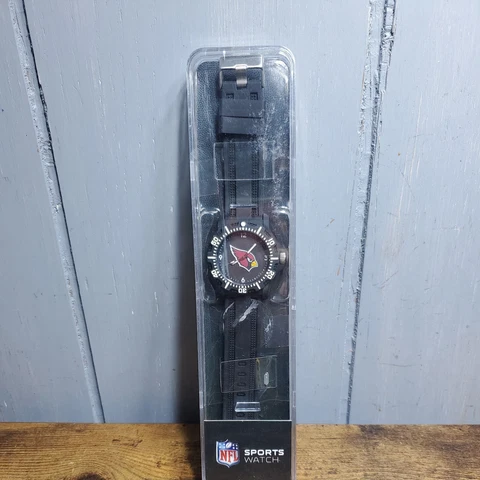 NFL Arizona Cardinals Mens Model Three Watch Rico Style : XWM3174 Cover